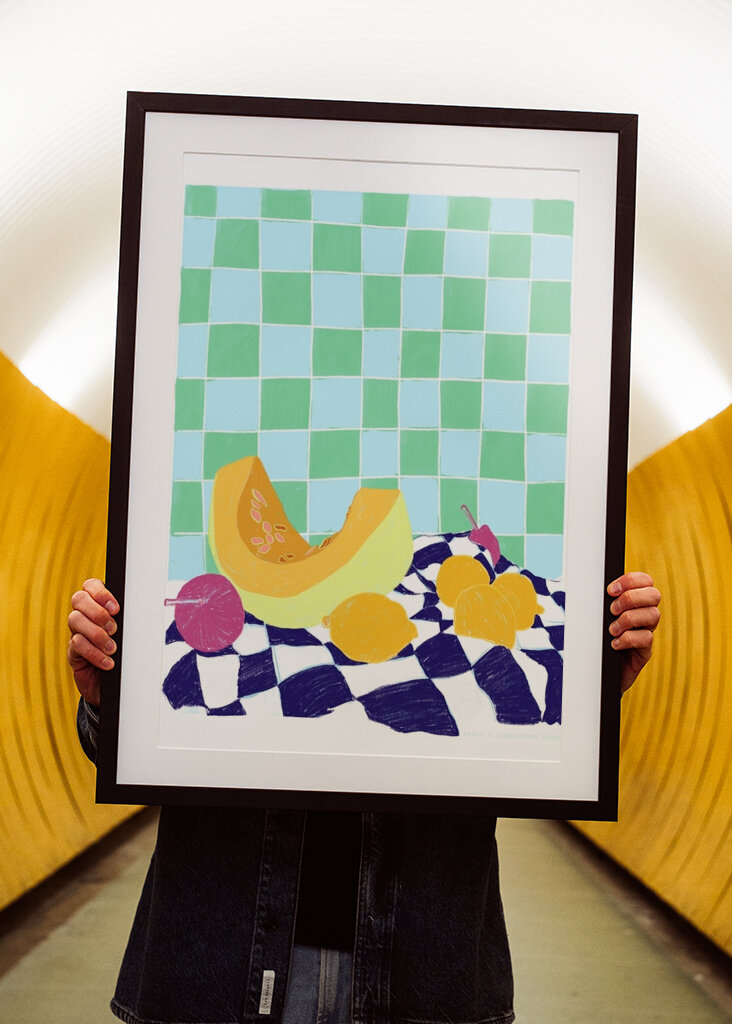 Frukt på rutete klut