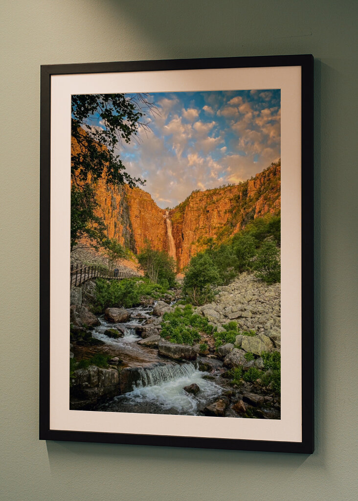 Soluppgång vid Njupeskär