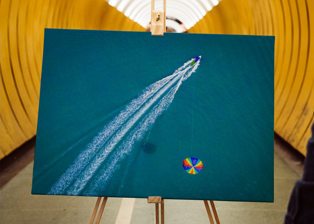 Parasailing und Spaß am Meer