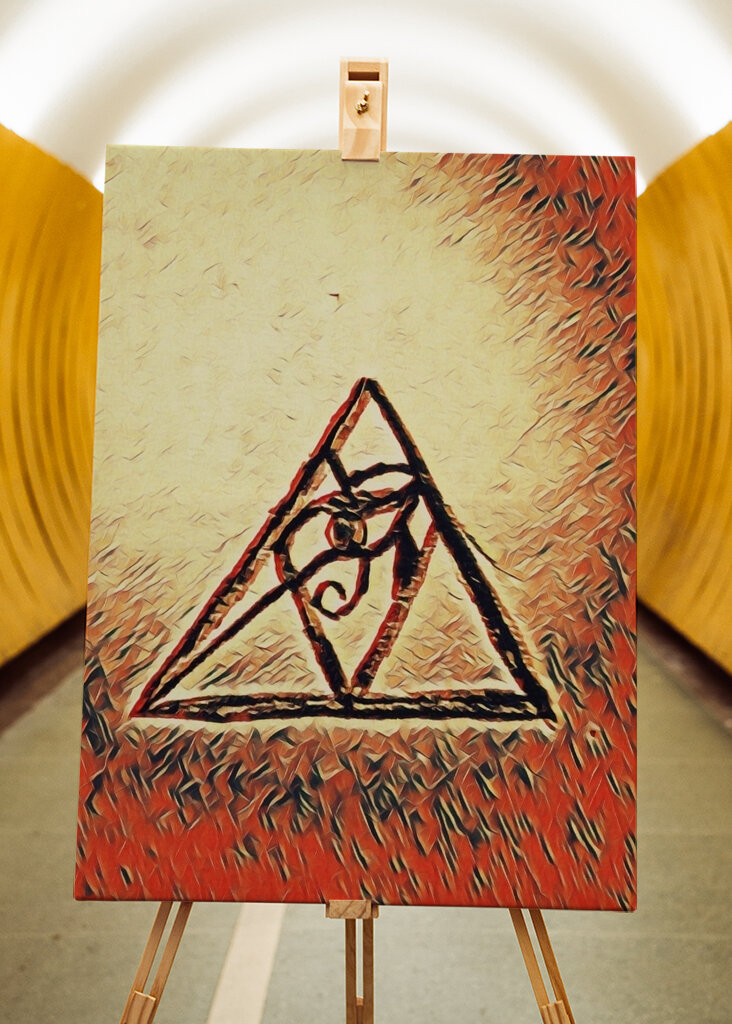 Eye of Horus pyramid 