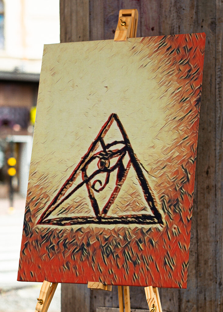 Eye of Horus pyramid 