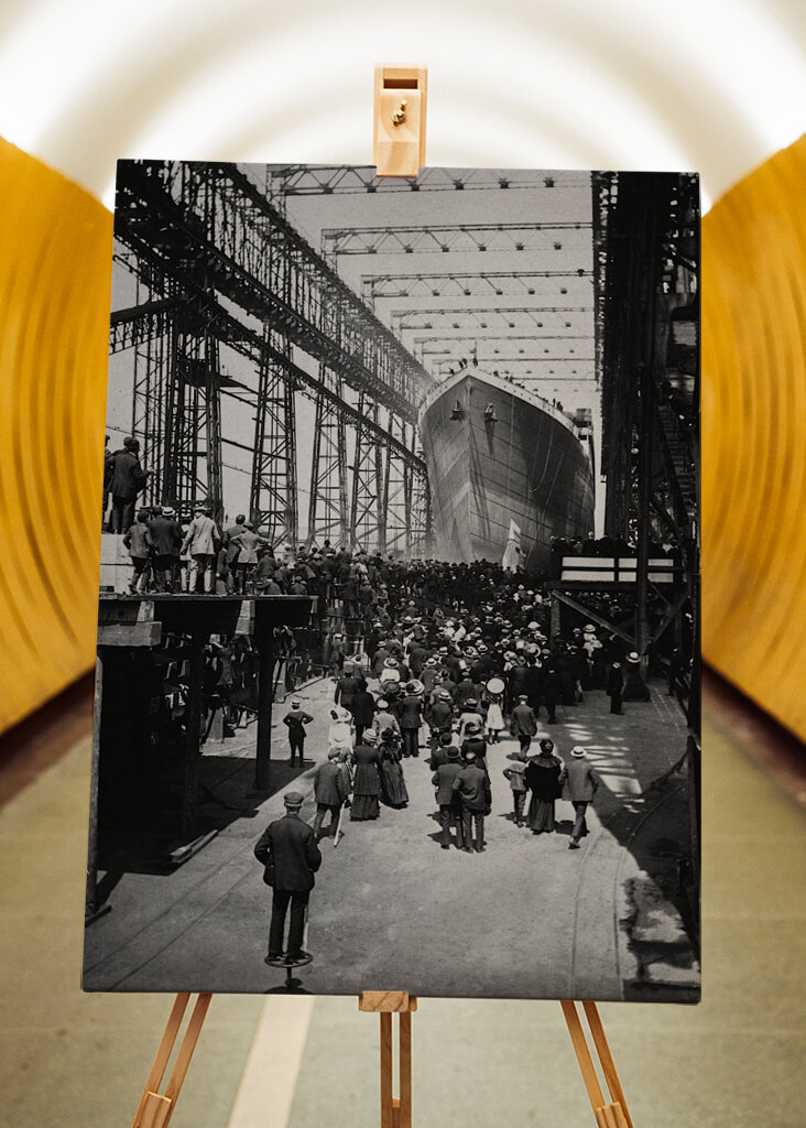 RMS Titanic Staple Leaf