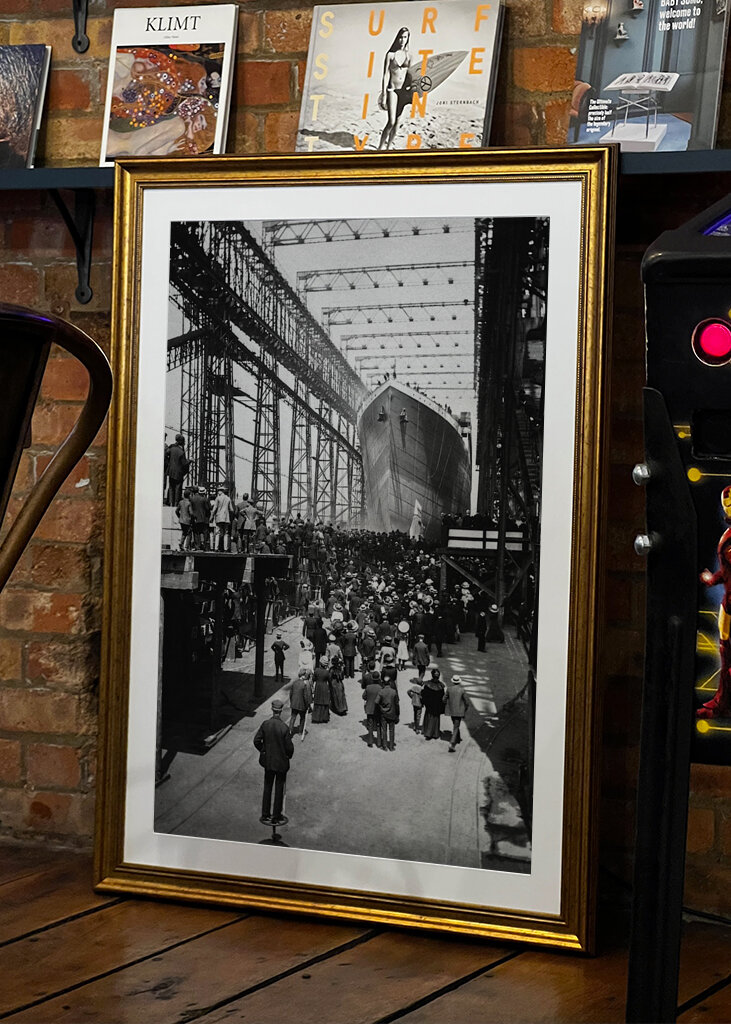 RMS Titanic Staple Leaf