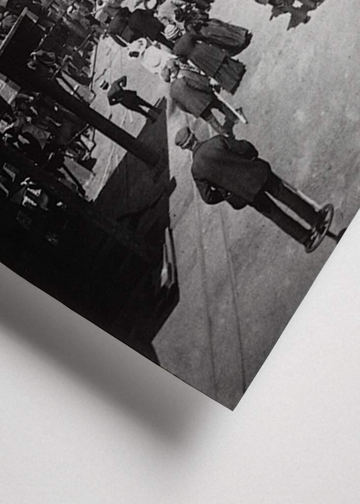 RMS Titanic Staple Leaf