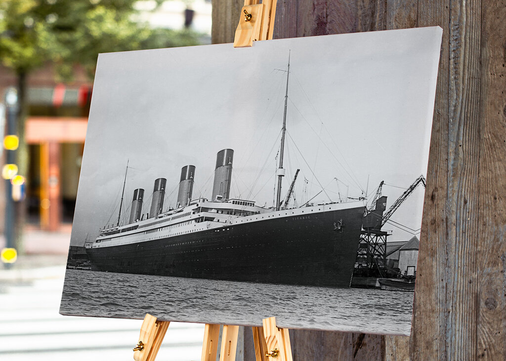 RMS Titanic Im Dock