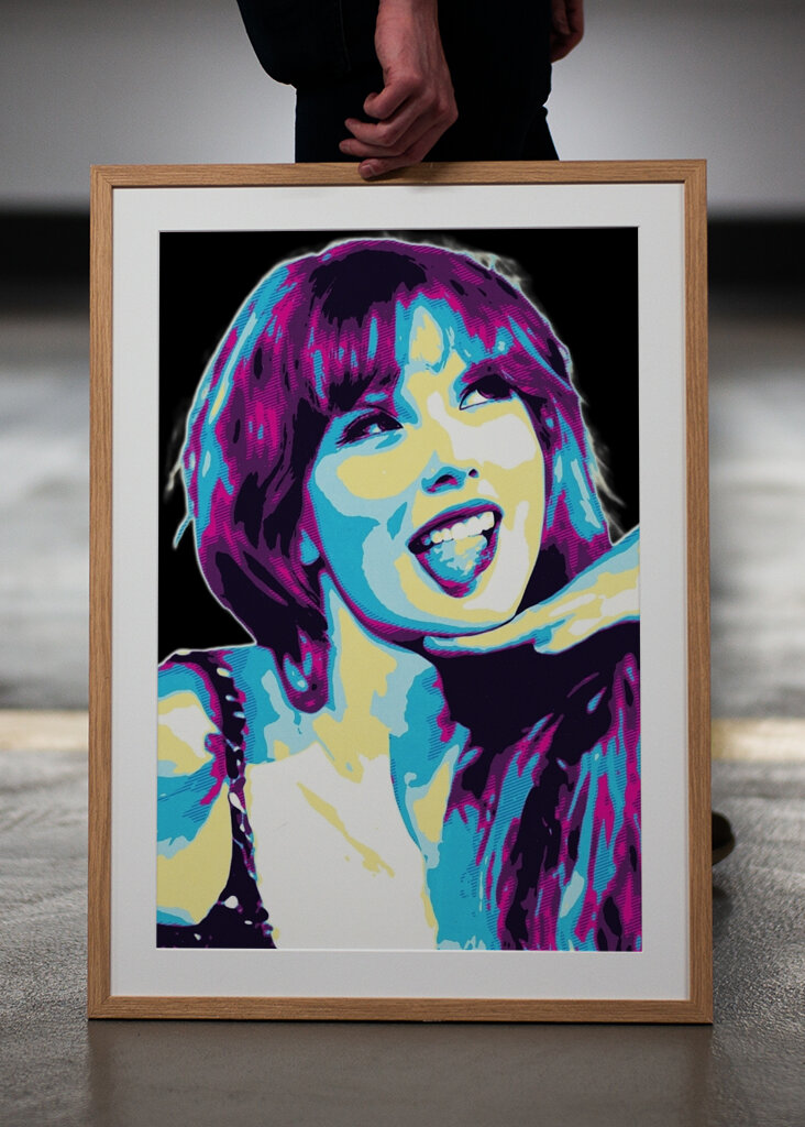 Taylor Swift Style Retro 80s