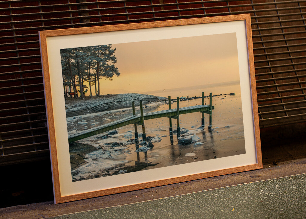 Tramonto invernale nel mare ghiacciato