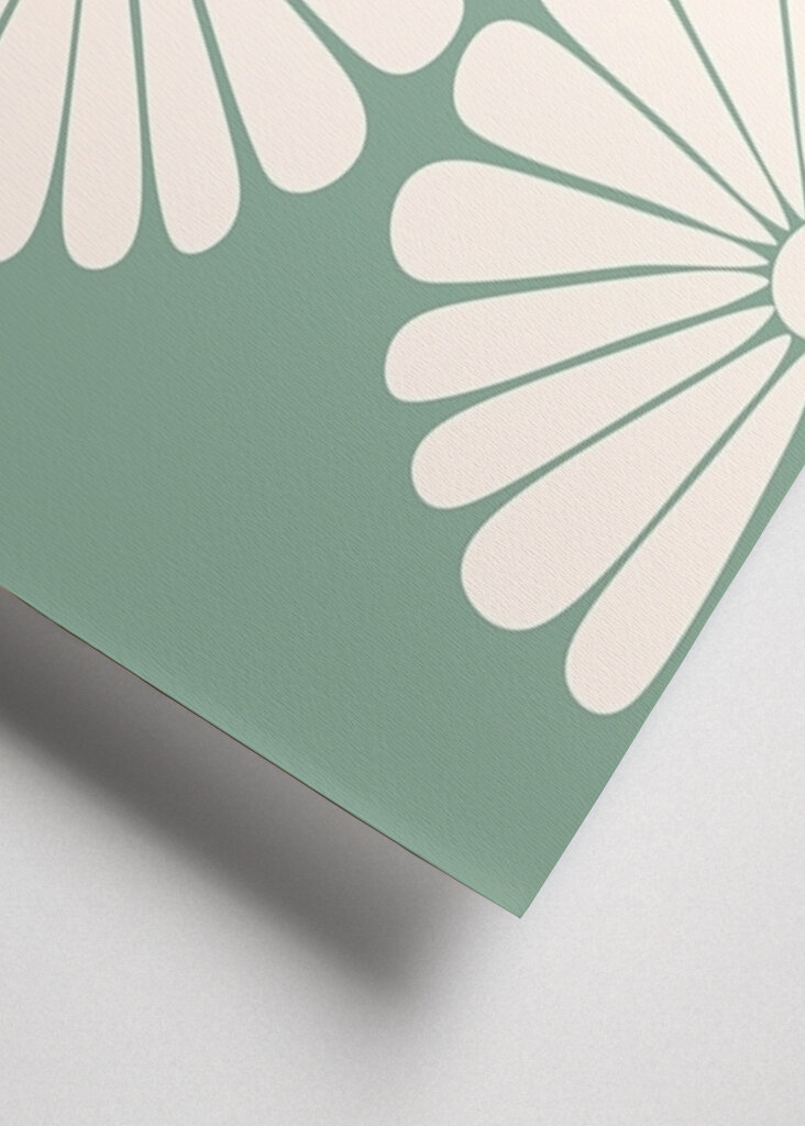 Retro Daisy Minimalism