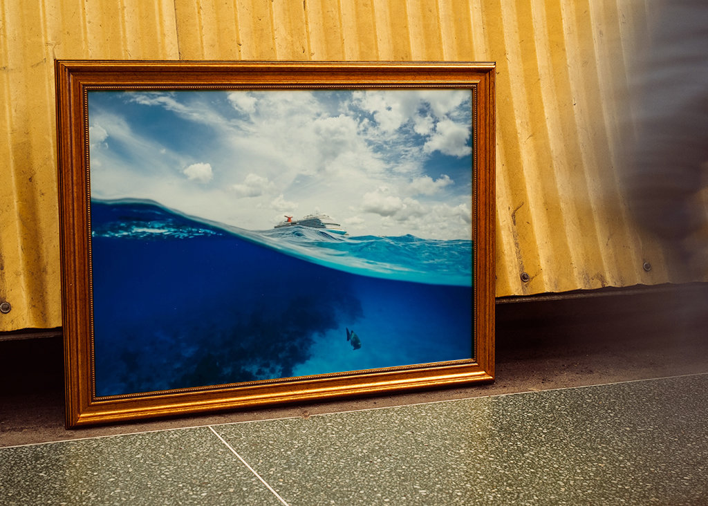 Schiff oben, Fisch unten