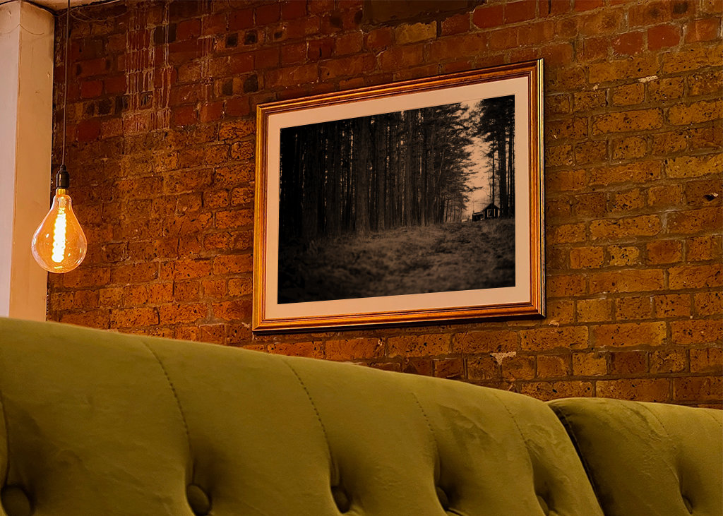 I et hus for enden af skoven