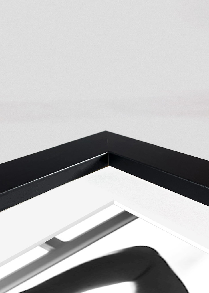 modello con schiena nuda