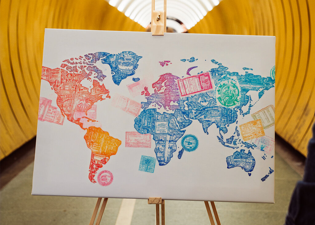 Mappa con timbri sul passaporto 