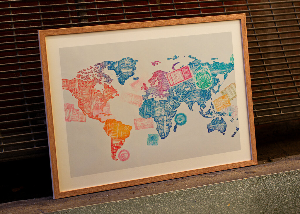 Mappa con timbri sul passaporto 