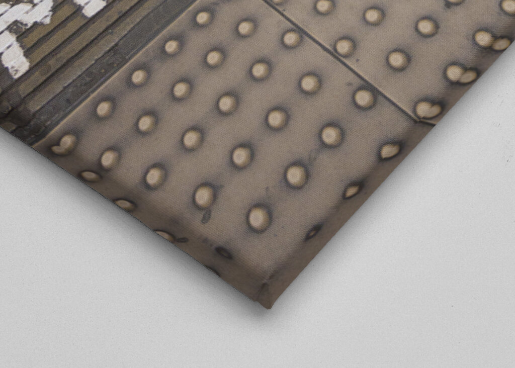 Mind the gap undergound sign