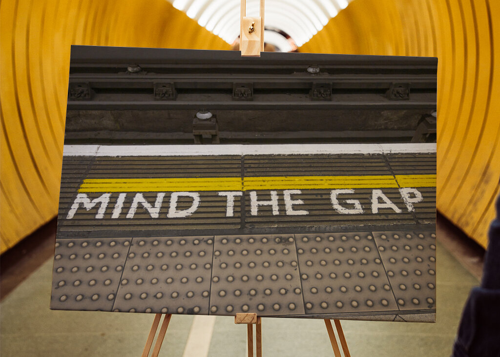 Mind the gap undergound sign