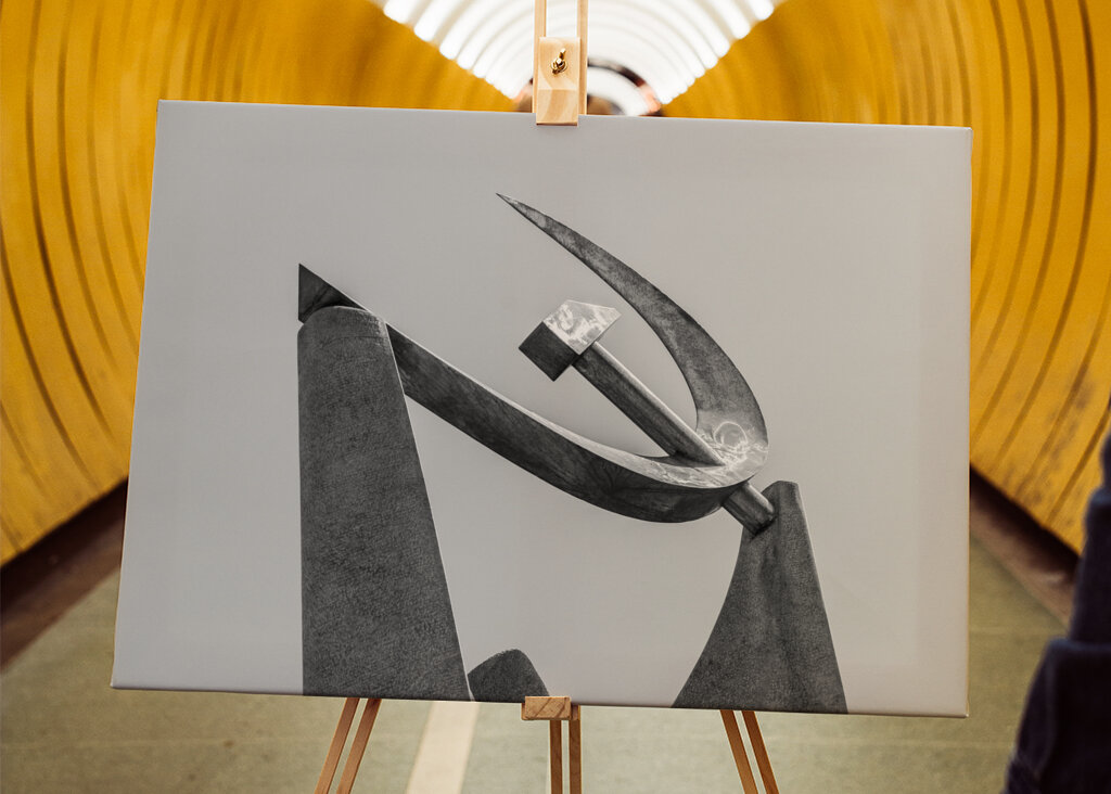 Hoz y martillo griegos