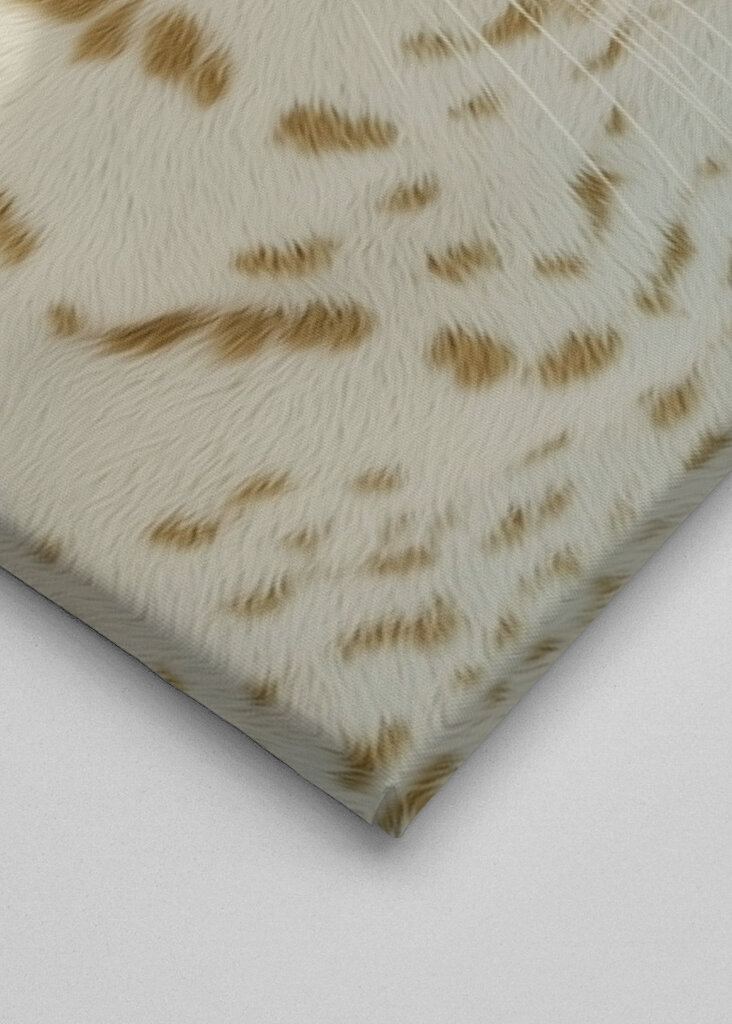 Weißer Leopard mit Blumenhintergrund