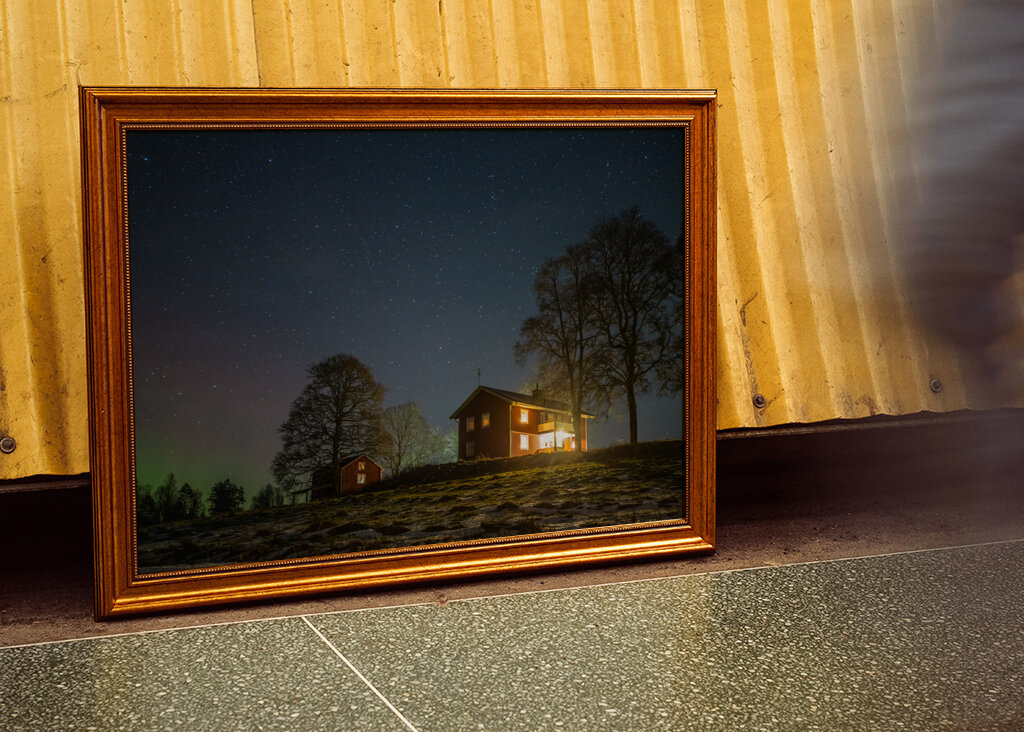 Svensk hus med stjernehimmel