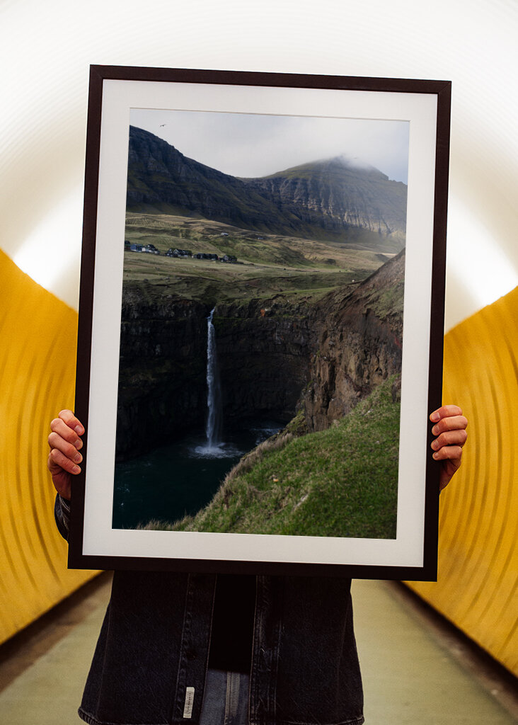 Faerská hora a vodopád