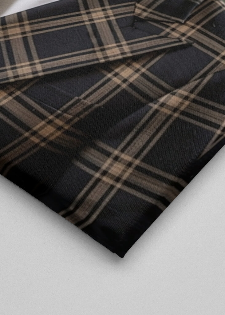 Dapper Alligator in Plaid