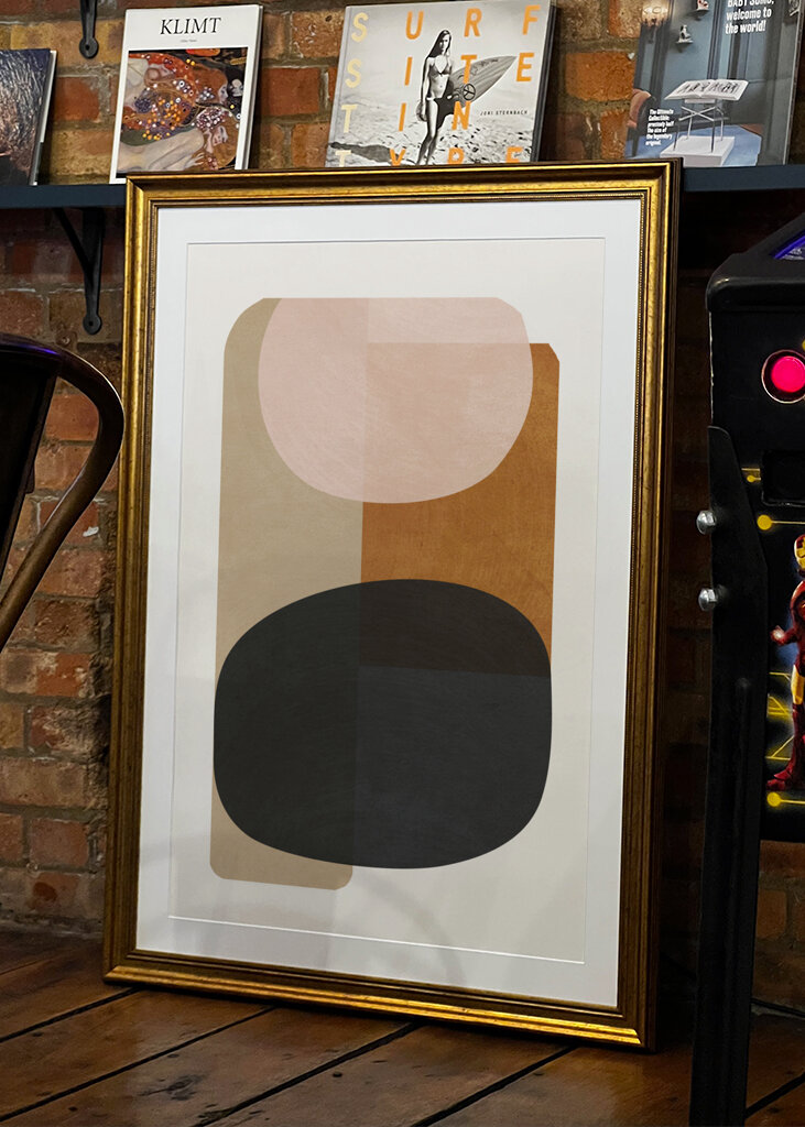 Abstract Minimal With Geometric Shapes