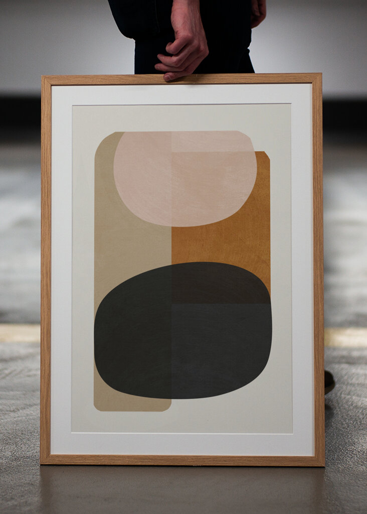 Abstract Minimal With Geometric Shapes