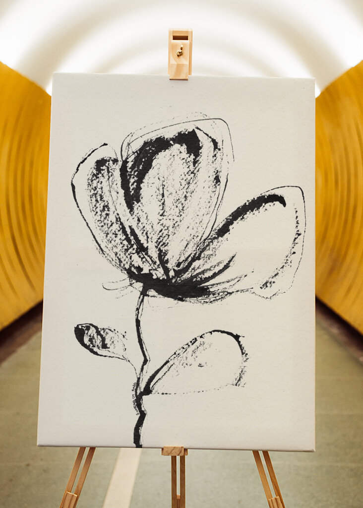 Petal Sketch Essence