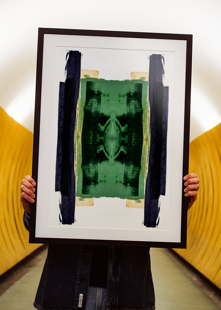 Symmetric Reflections