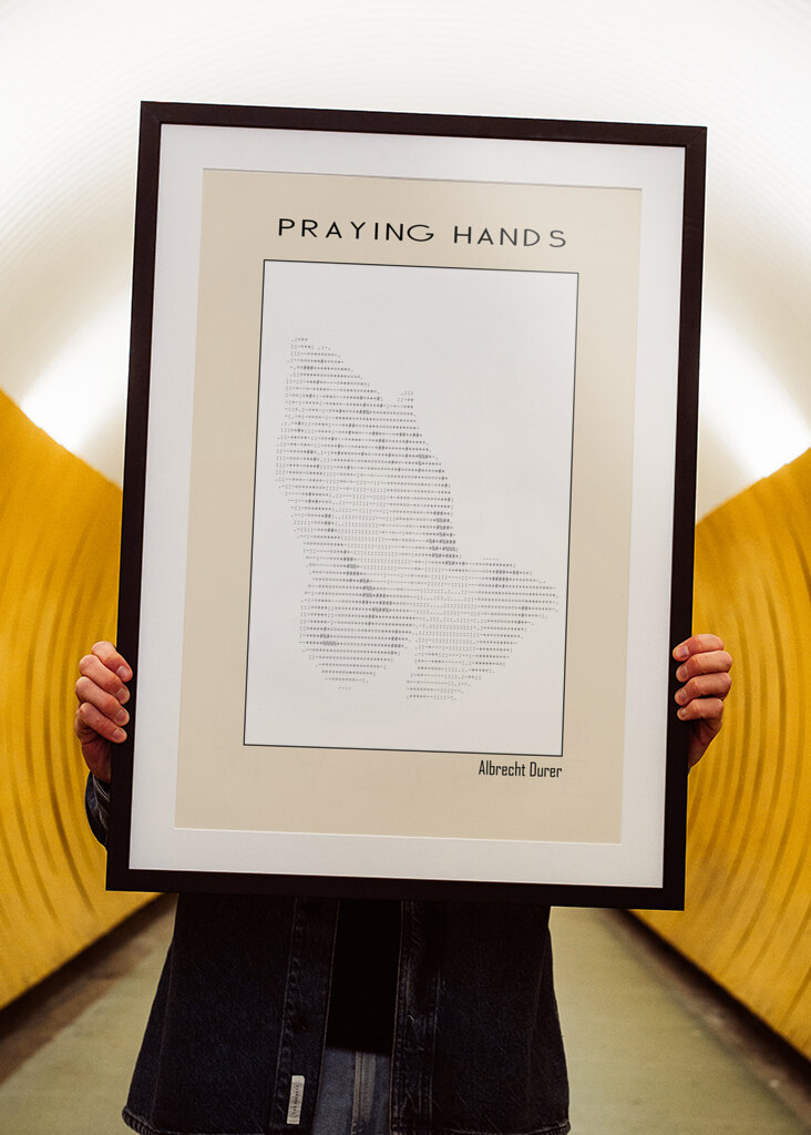 Praying Hands – Albrecht Durer (1508) – Ascii Art