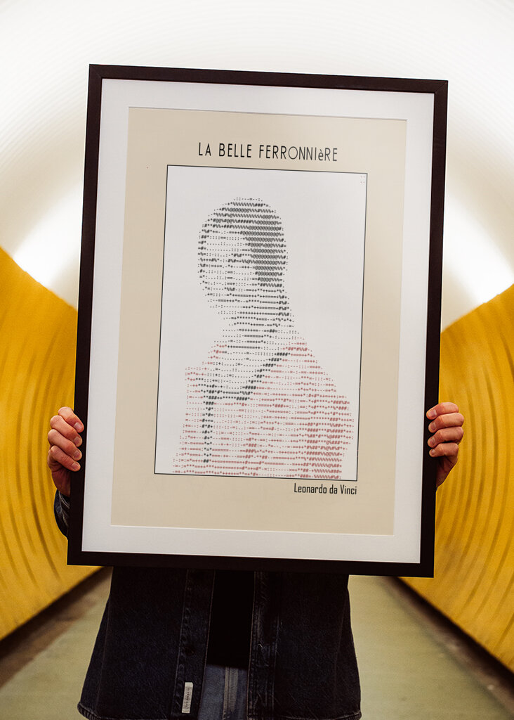 Ascii Art Minimalist – La Belle Ferronnière (portrait of a Lady From the Court of Milan)