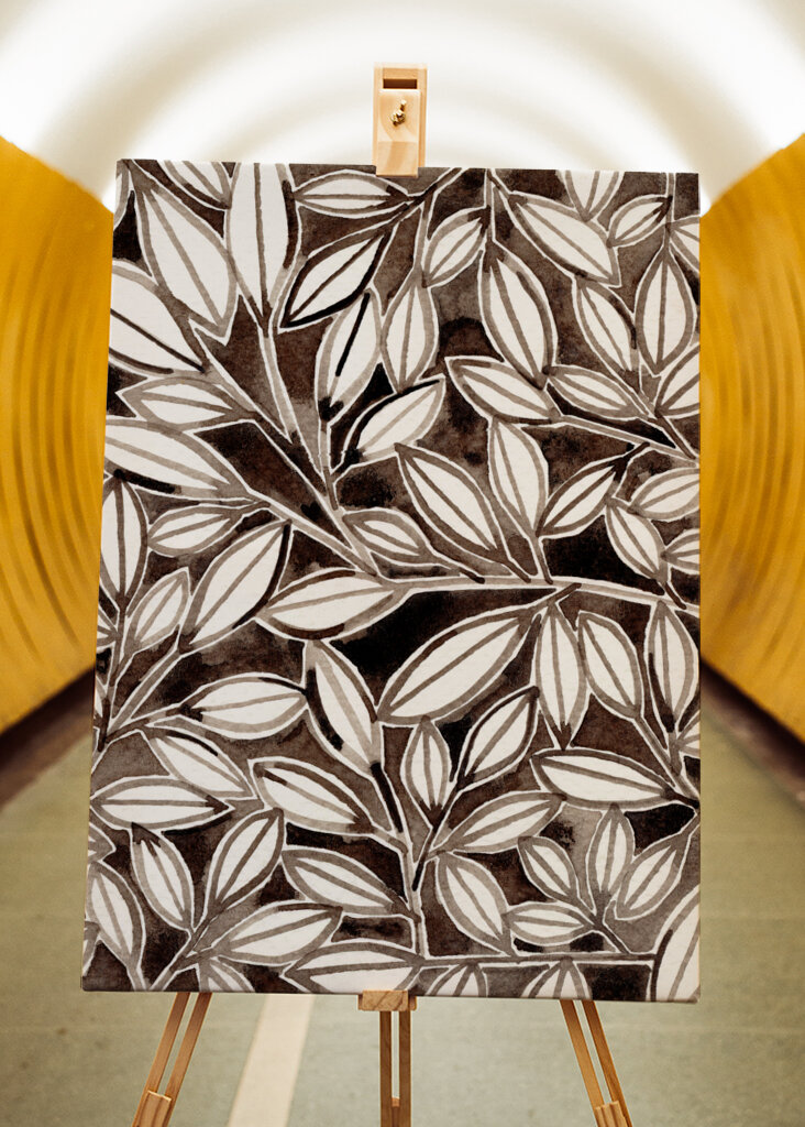 Black &amp; White Leaves