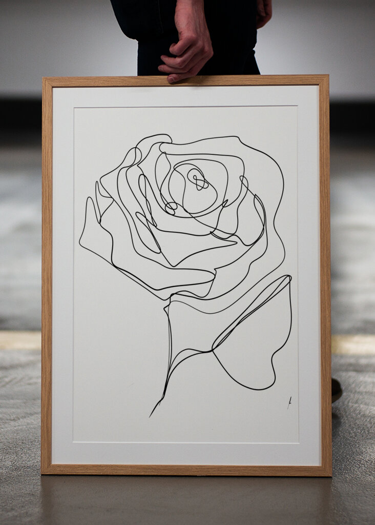 ROSE ONE-LINE DRAWING