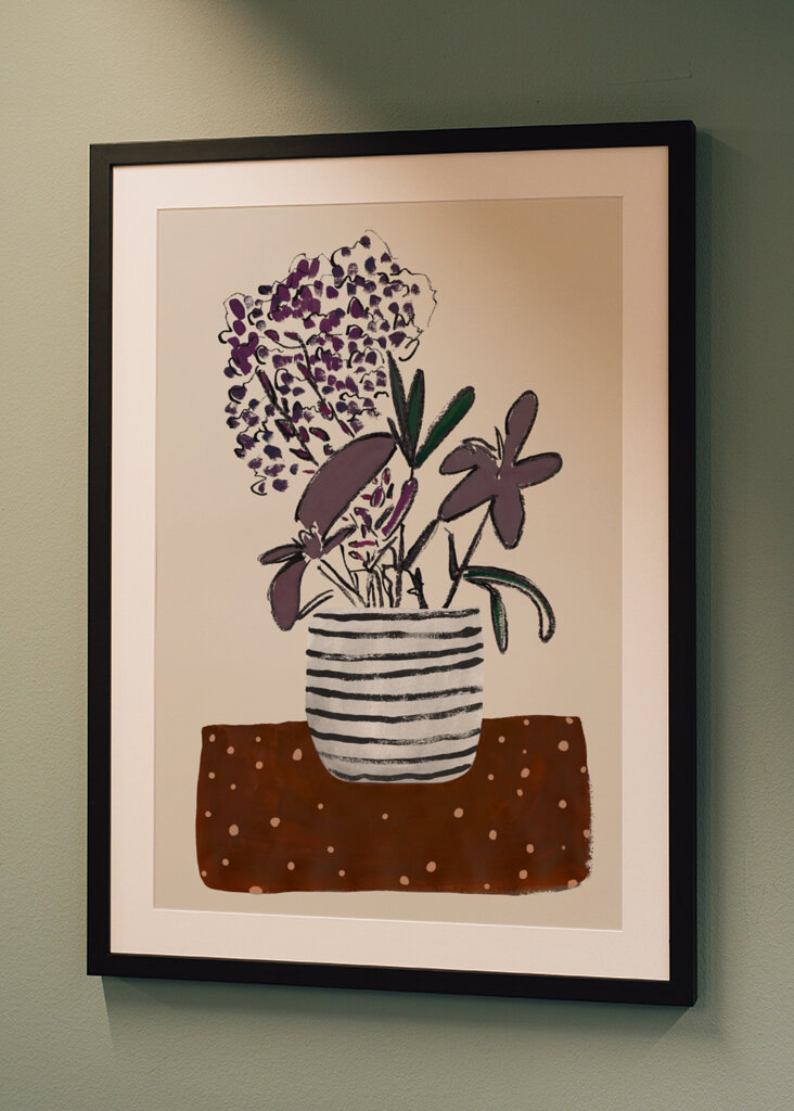 Potted Blooms Striped Vase Dots