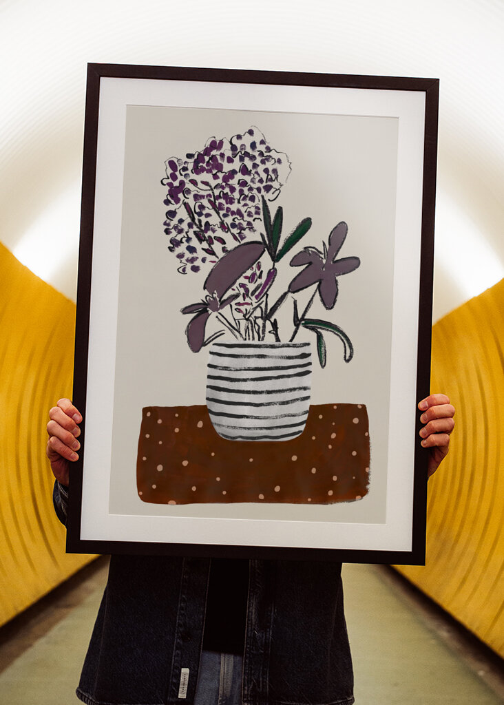 Potted Blooms Striped Vase Dots