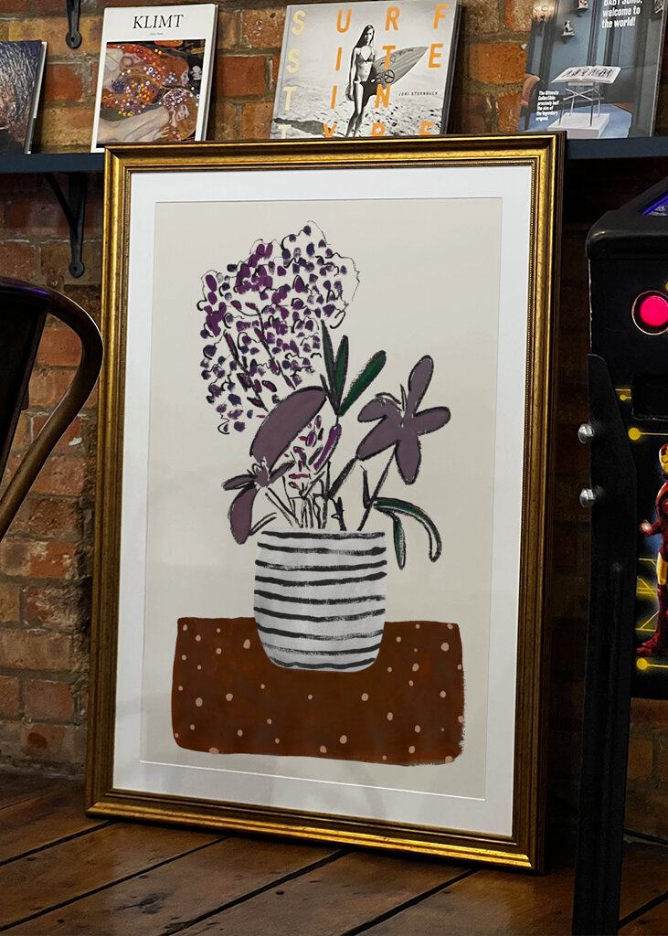 Potted Blooms Striped Vase Dots