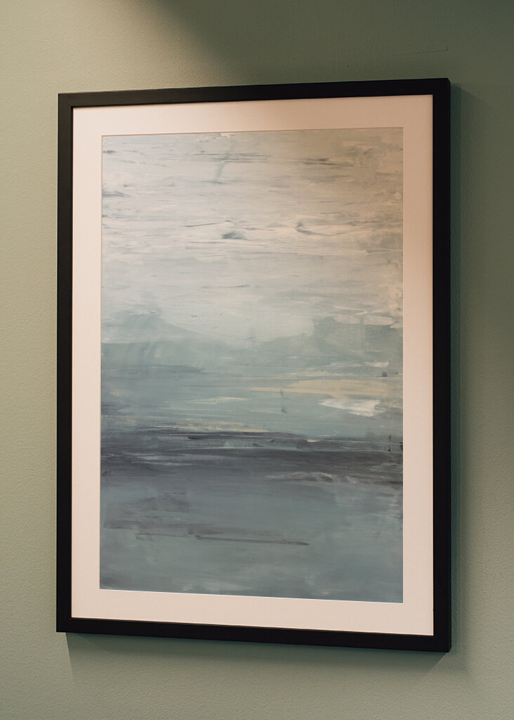 A Serene Foggy Horizon