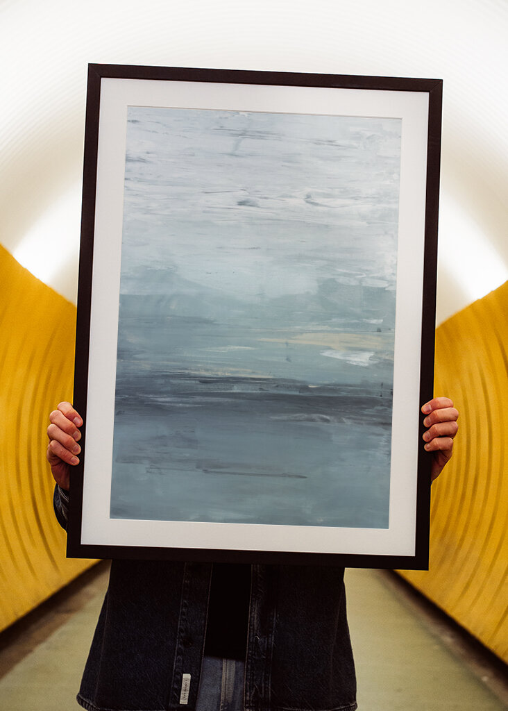 A Serene Foggy Horizon