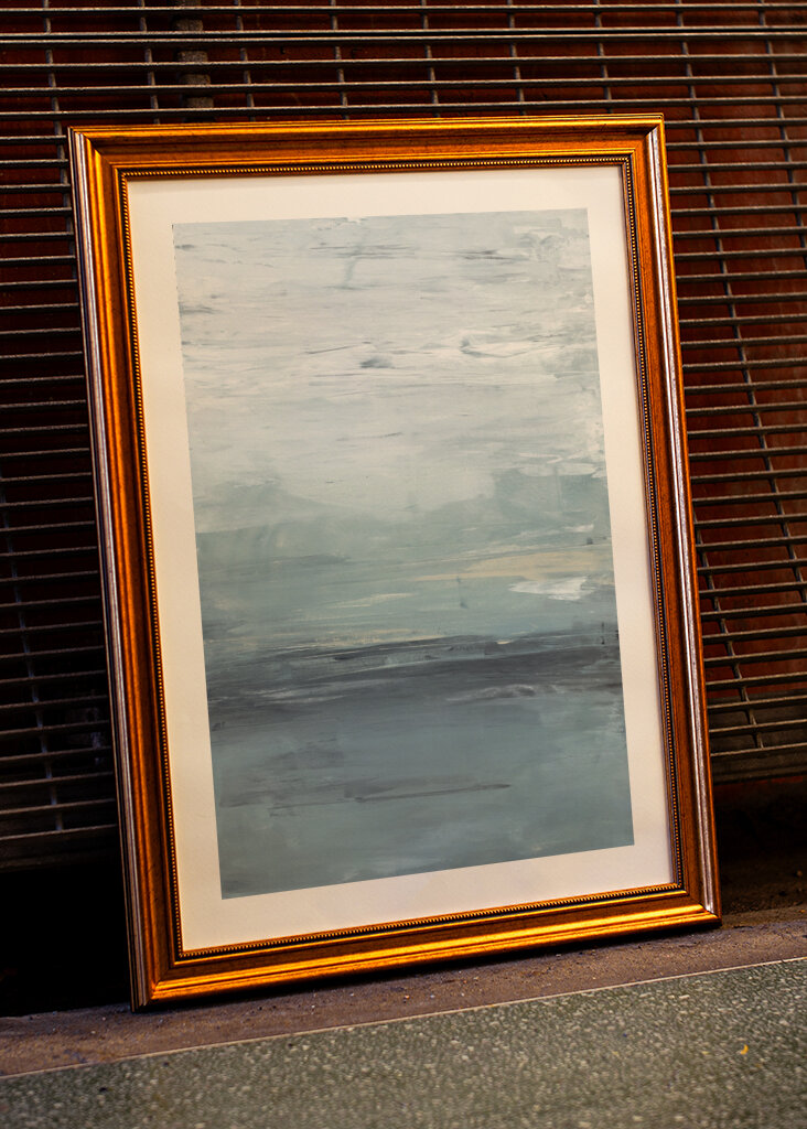 A Serene Foggy Horizon