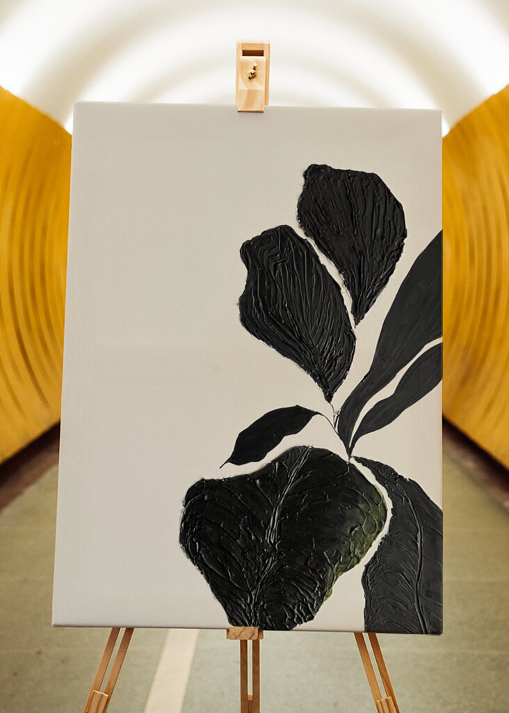 Textured Leaf Elegance