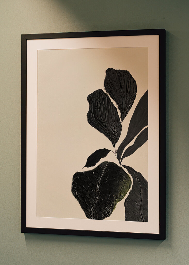 Textured Leaf Elegance