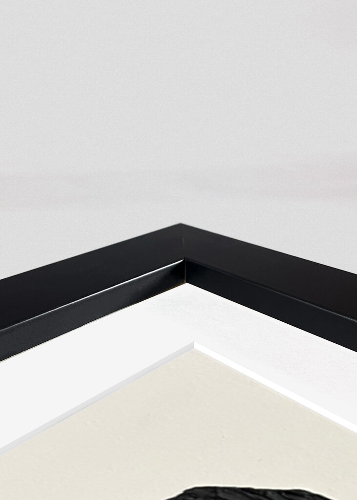 Textured Leaf Elegance