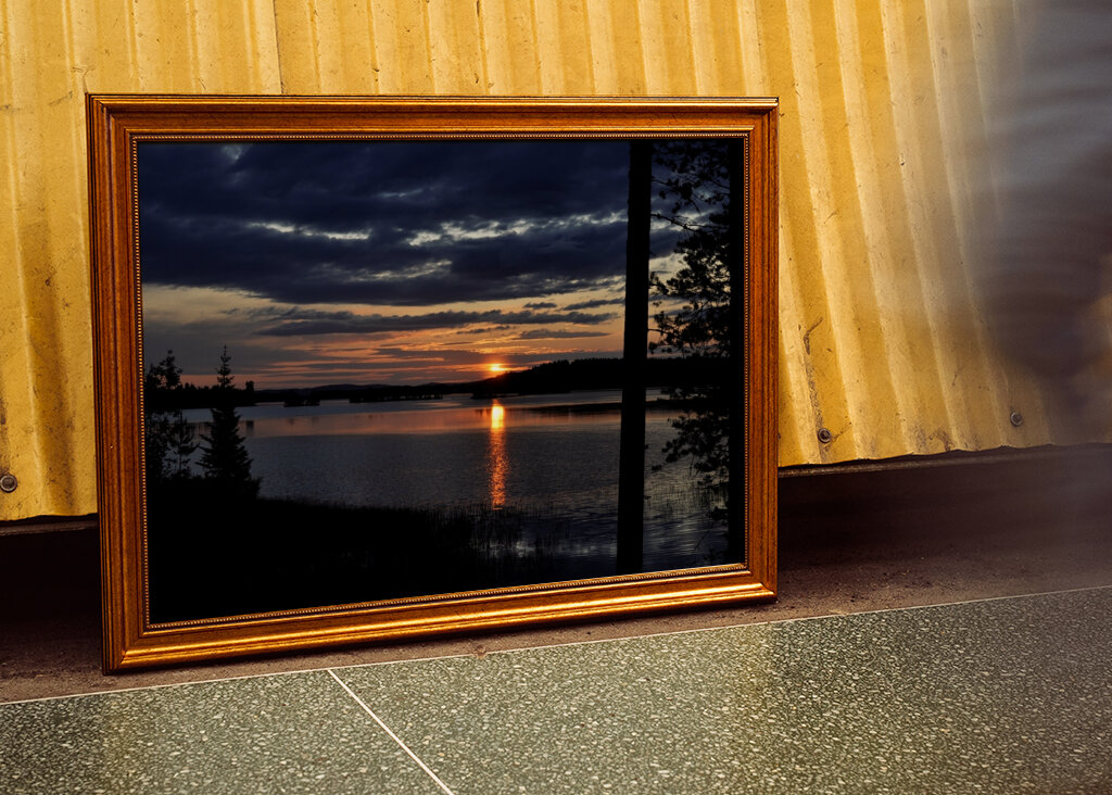 Naplemente júliusban