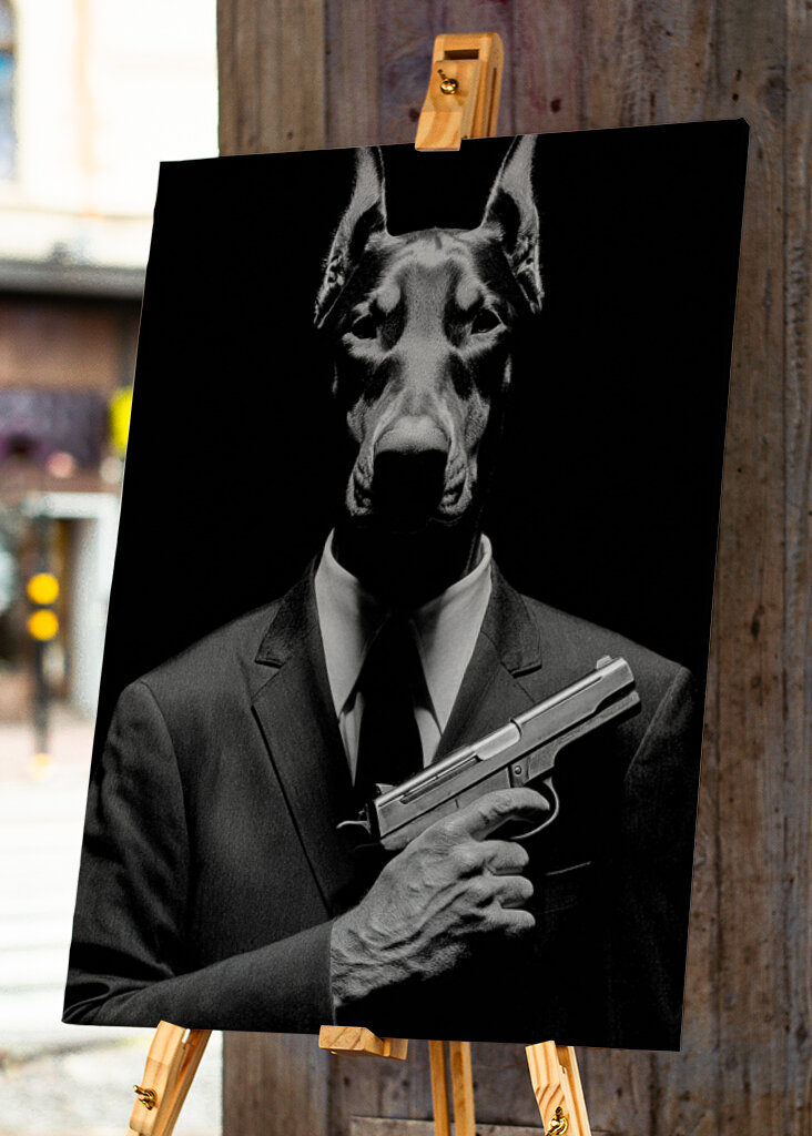 Titokzatos dobermann fegyverrel