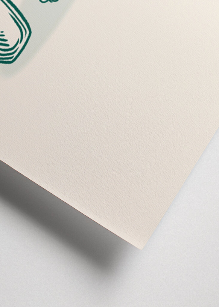 Gato do café no verde