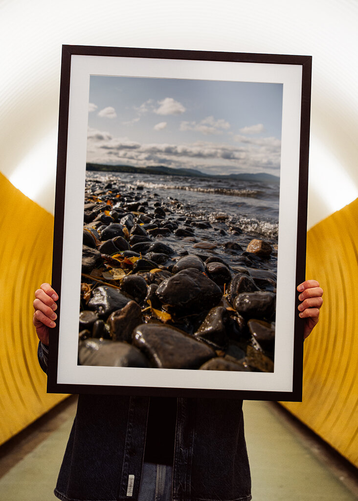 Stenig norrlandsstrand