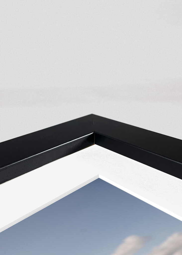 Stenig norrlandsstrand