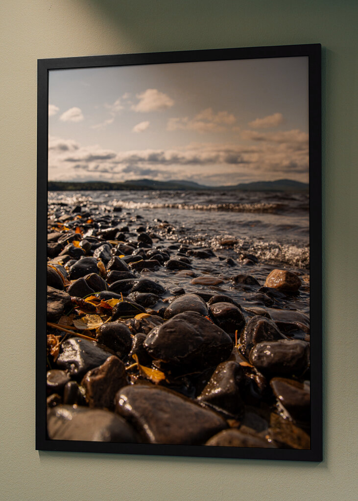 Stenig norrlandsstrand