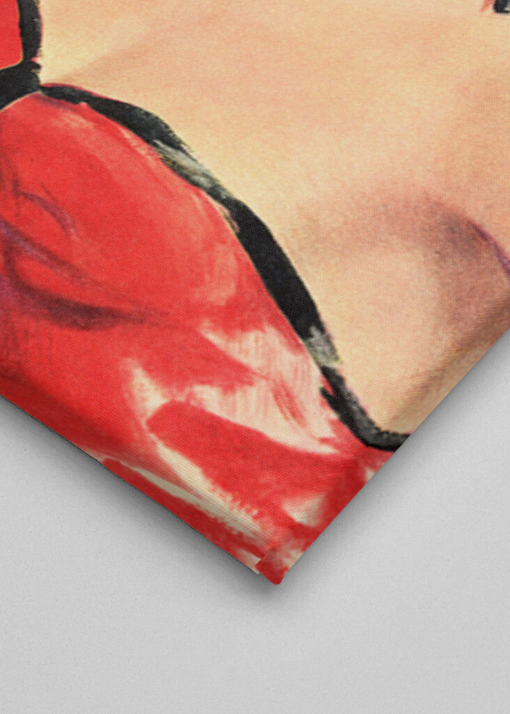 Vintage Glamour: Sipping in Style