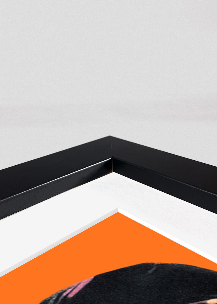 Vintage Glamour: Sipping in Style