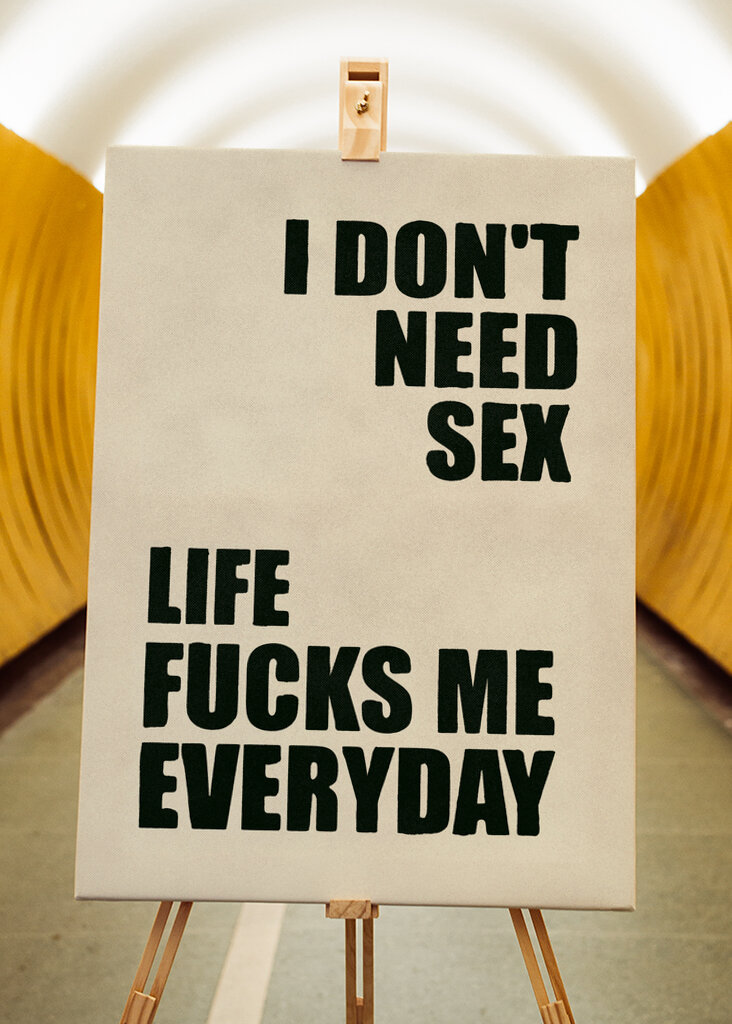 Nie potrzebuję seksu, życie pieprzy mnie każdego dnia